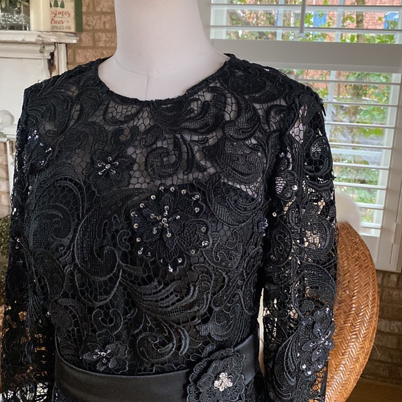 janique by kourosh babaian LUXURY FLORAL BEADED LACE GOWN EVENING DRESS 6 - Picture 4 of 9